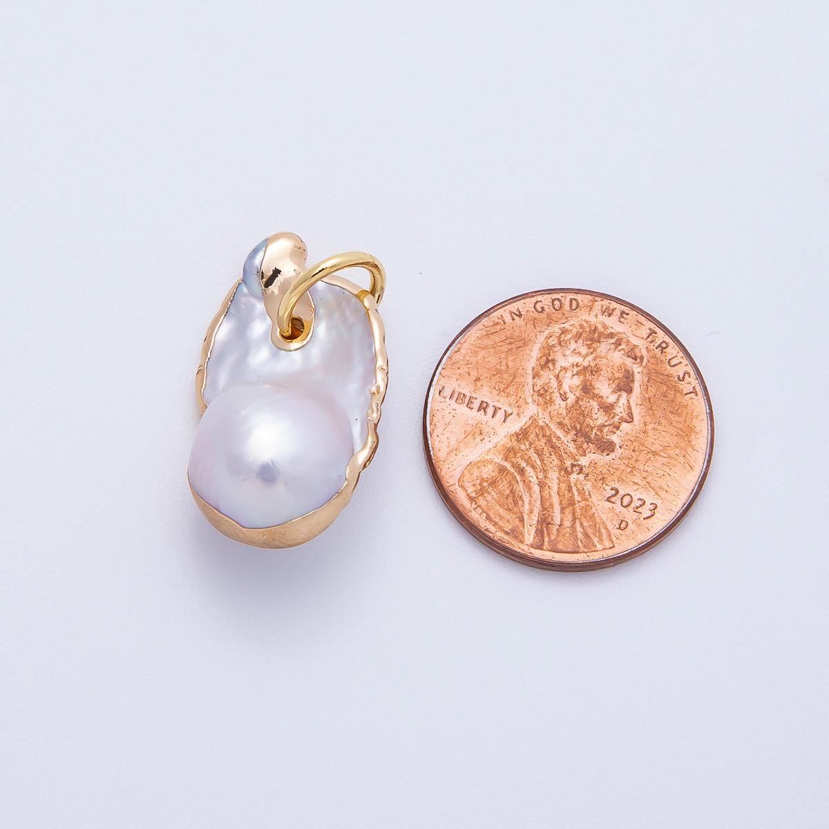 Freeform Baroque Pearl Pendant Necklace 18k Gold Plated Edges White Pearl Charms-640