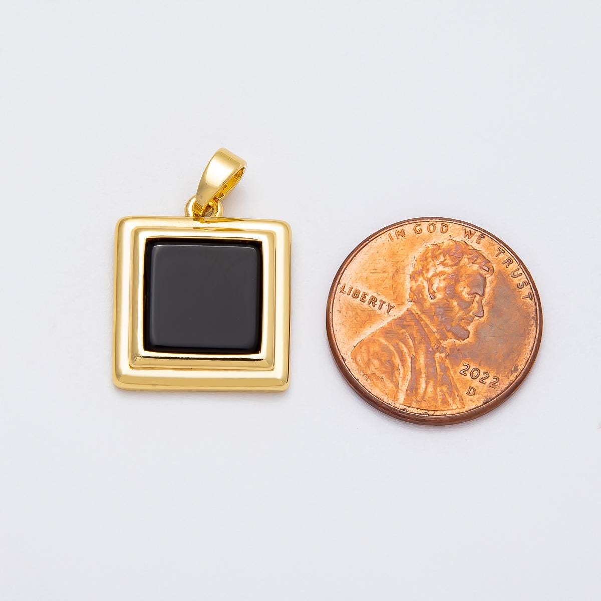 16K Gold Filled 18mm Black Bezel Square Pendant Minimalist Jewelry for Her DIY Supply for custom Necklace Statement Piece | Charms-00480