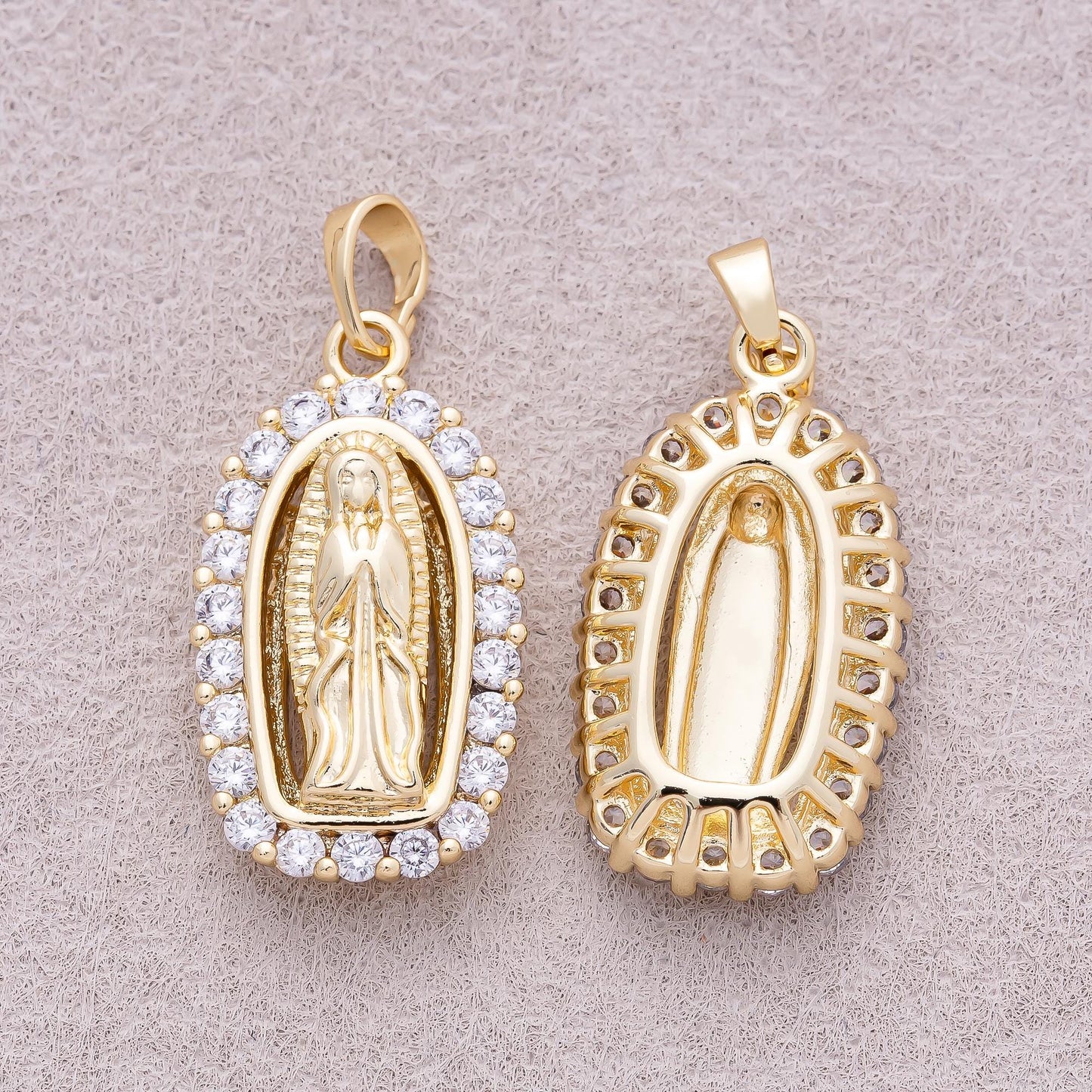 Holy Mary Gold Filled Pendant Mother Mary Vintage Lady Guadalupe Design Pendant Cubic Zircon Pendant Religious Jewelry for Necklace H-184