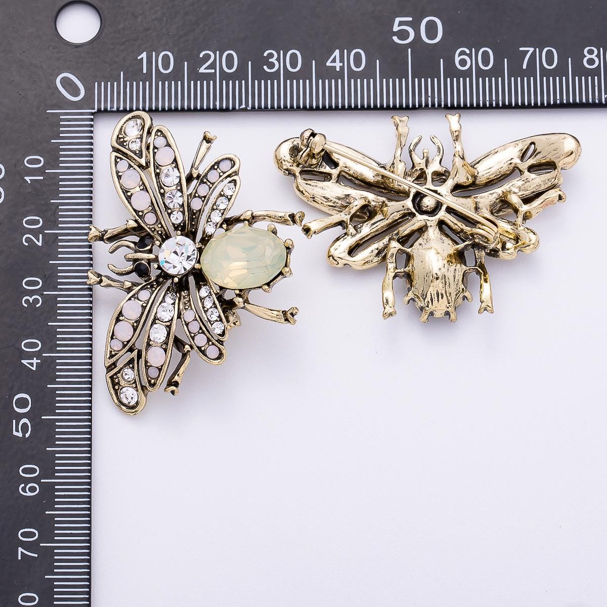 Antique Gold Bee Brooch Vintage Style Insect Pin Honeybee Jewelry Lapel Pin Fashion Accessory for Coats bags scarves | BH-020