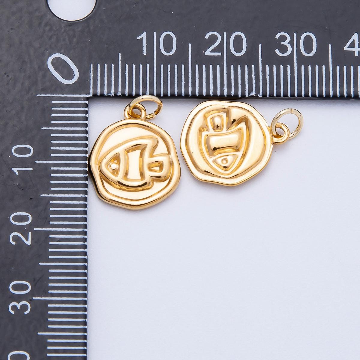 18k Stainless Steel 16mm Gold and Silver Fish Wax Seal Charm Marine Coin Pendant DIY Ocean Jewelry Supply for custom necklace | CHARMS-00702