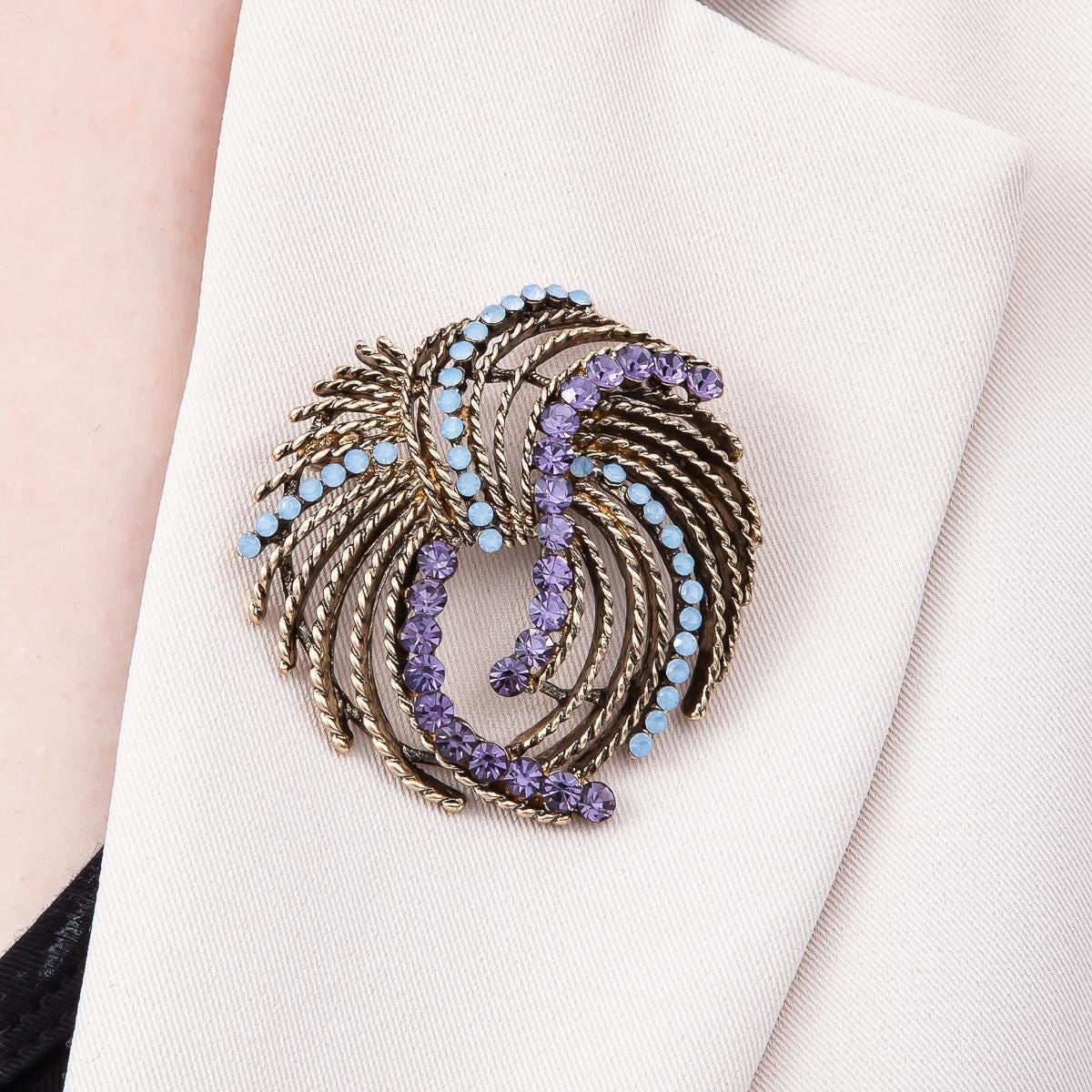 Vintage Lavender Rhinestone Brooch Pin, Blue Opal Swirl Gold Tone Brooch, Retro Statement Jewelry BH-127