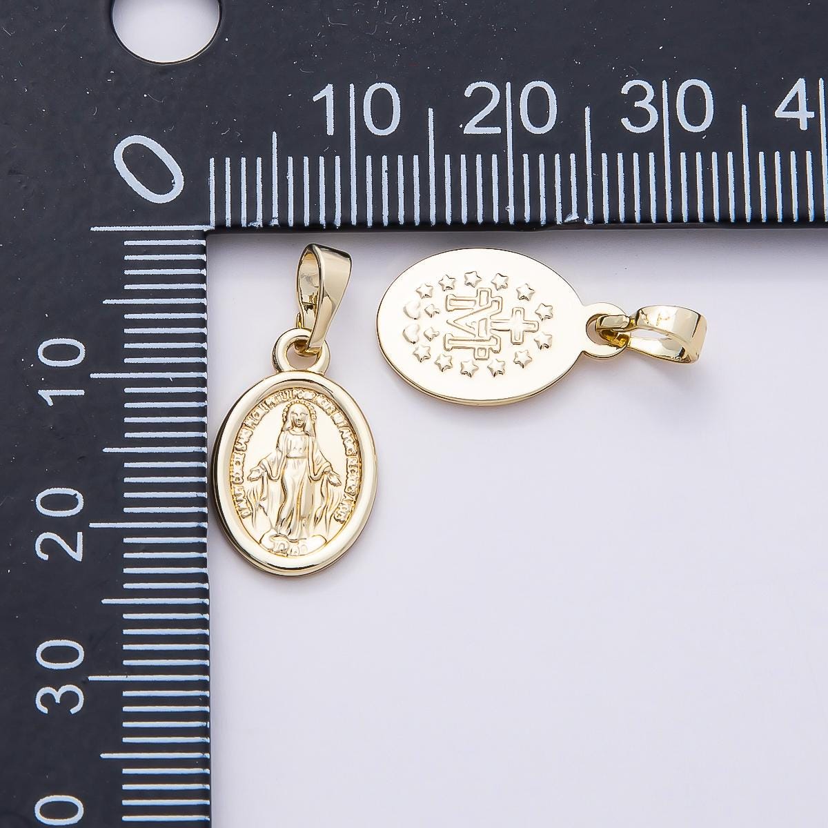 14k Gold Filled 16.2mm Miraculous Oval Virgin Mary Charm Catholic Religious Pendant Catholic Faith Gift DIY Supply Necklace | CHARMS-00764