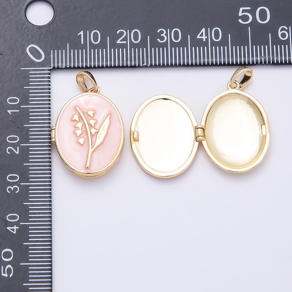 16K Gold Filled 24mm Pink, White Glitter Enamel Flower Oval Locket Pendant Floral Photo Charm Birth flower DIY Jewelry Supply | Charms-01031