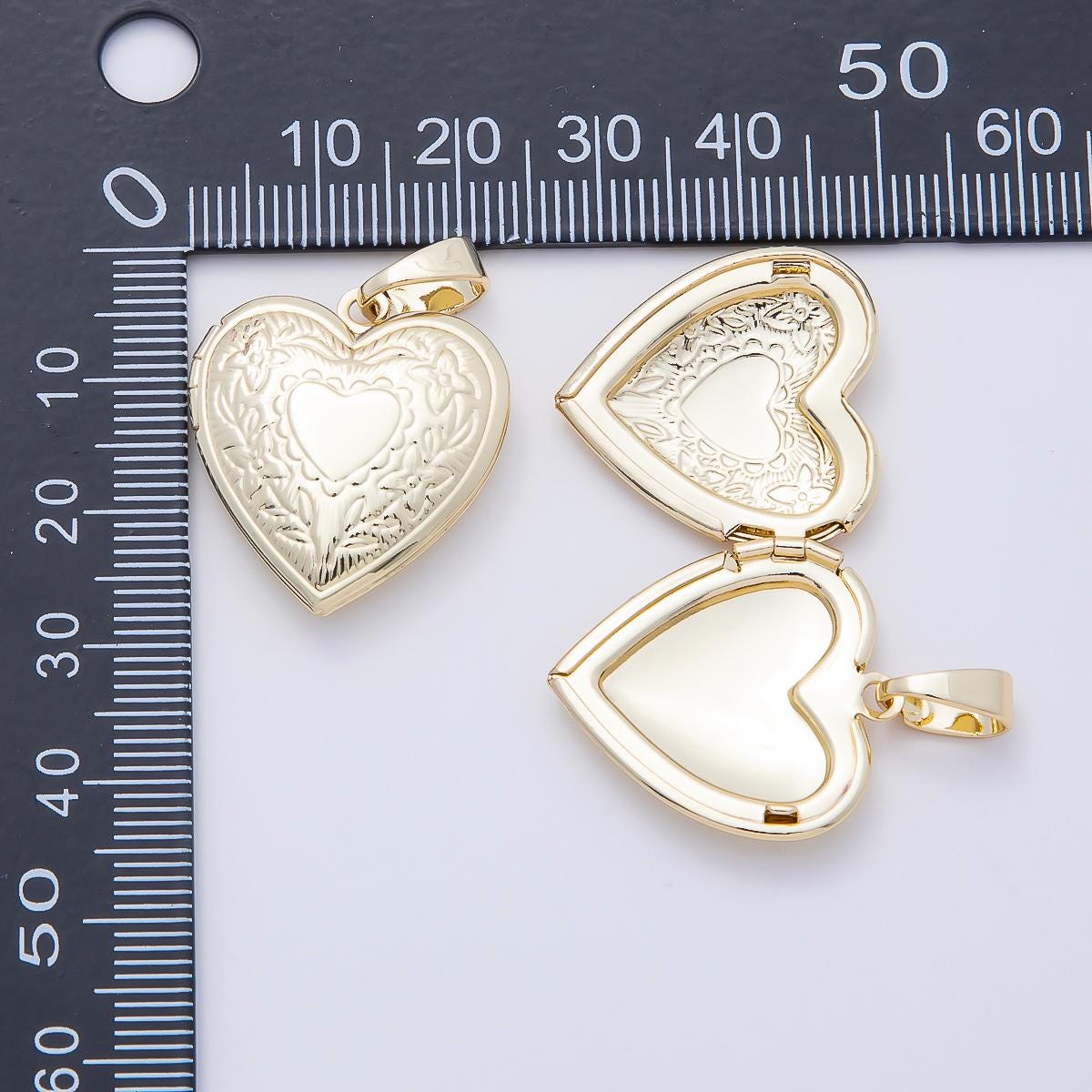 16k Gold Filled 25mm Heart Locket Engraved Vintage Photo Pendant Floral Memory Keepsake Charm Supply Necklace Jewelry Making | CHARMS-01097