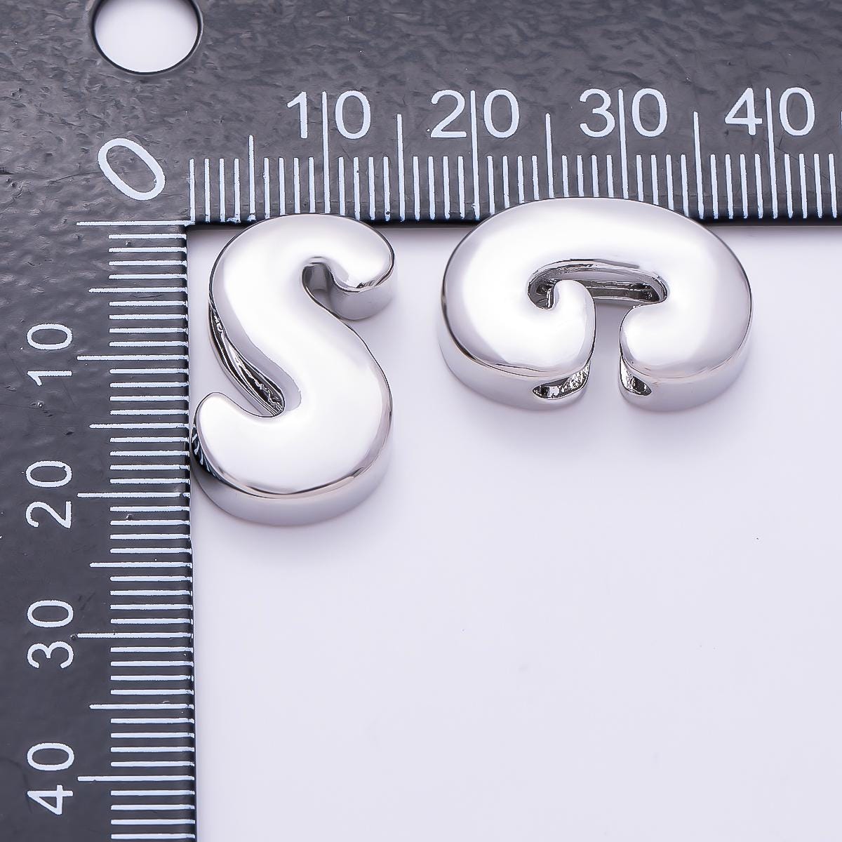 Bold Silver Puffy Initial Letter Charm 21mm for Knotted Bracelet Personalized Custom Jewelry Balloon Alphabet Letter Beads Beads-440