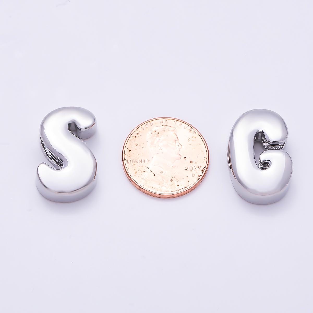 Bold Silver Puffy Initial Letter Charm 21mm for Knotted Bracelet Personalized Custom Jewelry Balloon Alphabet Letter Beads Beads-440