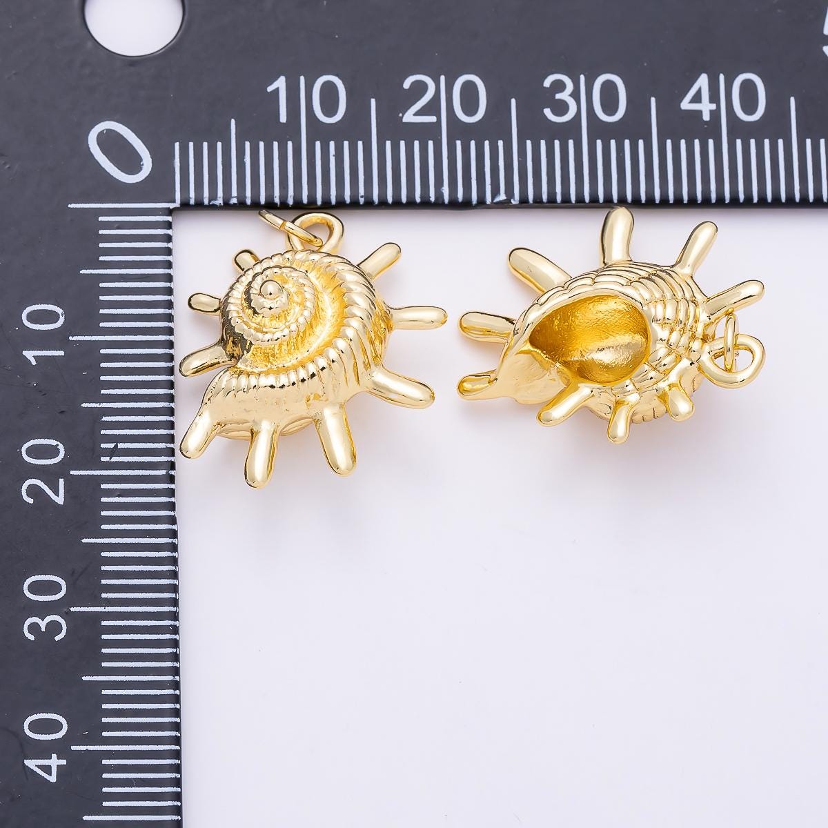 16K Gold Filled 22mm Ribbed Nautilus Seashell Sun Ray 3D Multidimensional Charm | Charms-01455