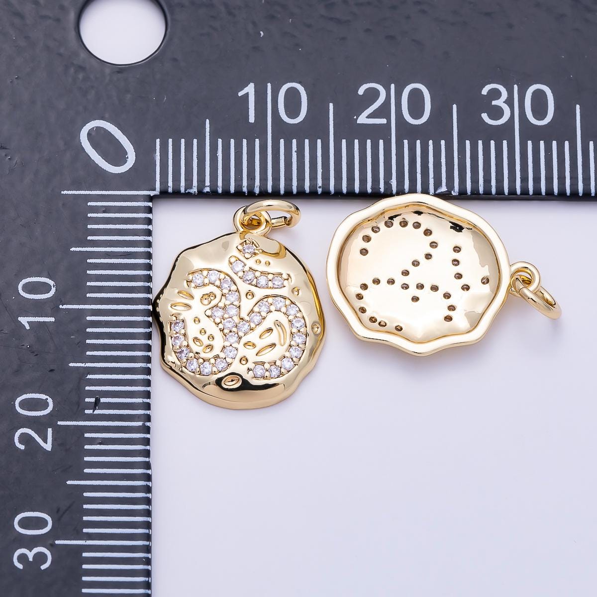 16K Gold Filled 17mm Micro Paved CZ "ॐ" Om Sanskrit Round Charm Yoga Spirit Coin Pendant for Necklace Bracelet Jewelry Making | Charms-01467