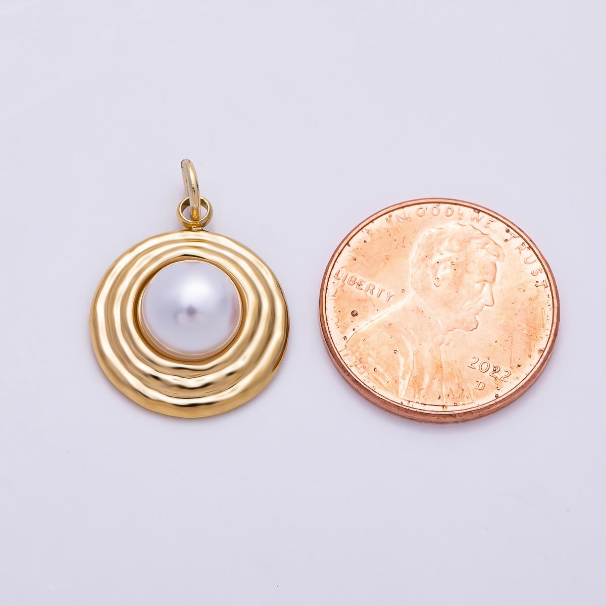 PVD Gold Stainless Steel 18mm White Shell Pearl Ribbed Round Charm Circle Wave Medallion Pendant for Boho Necklace Bracelet | Charms-01439