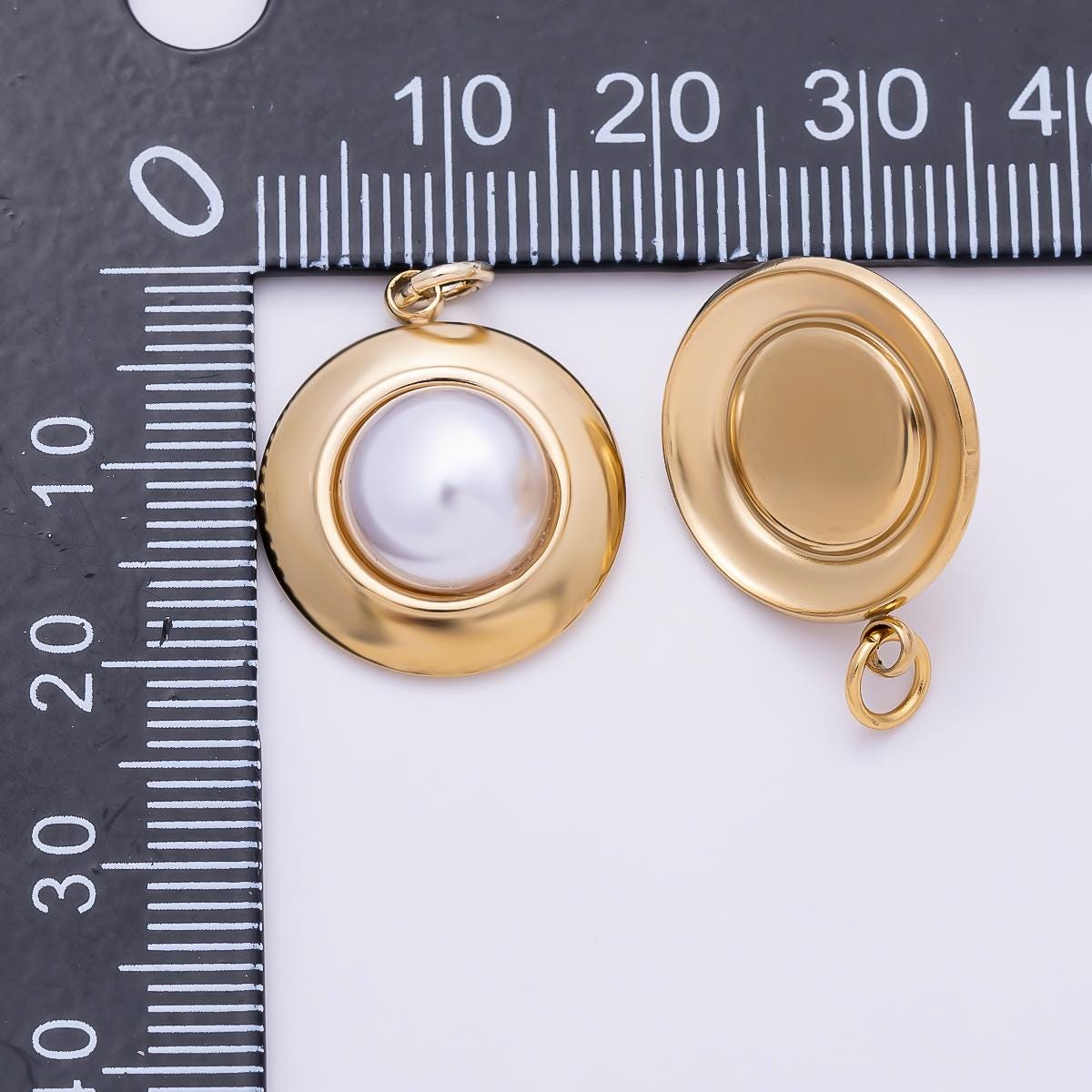 PVD Gold Stainless Steel 20mm Shell Pearl Bezel Round Charm Minimalist Bold Circle Charm for Jewelry Making Necklace Bracelet | Charms-01438